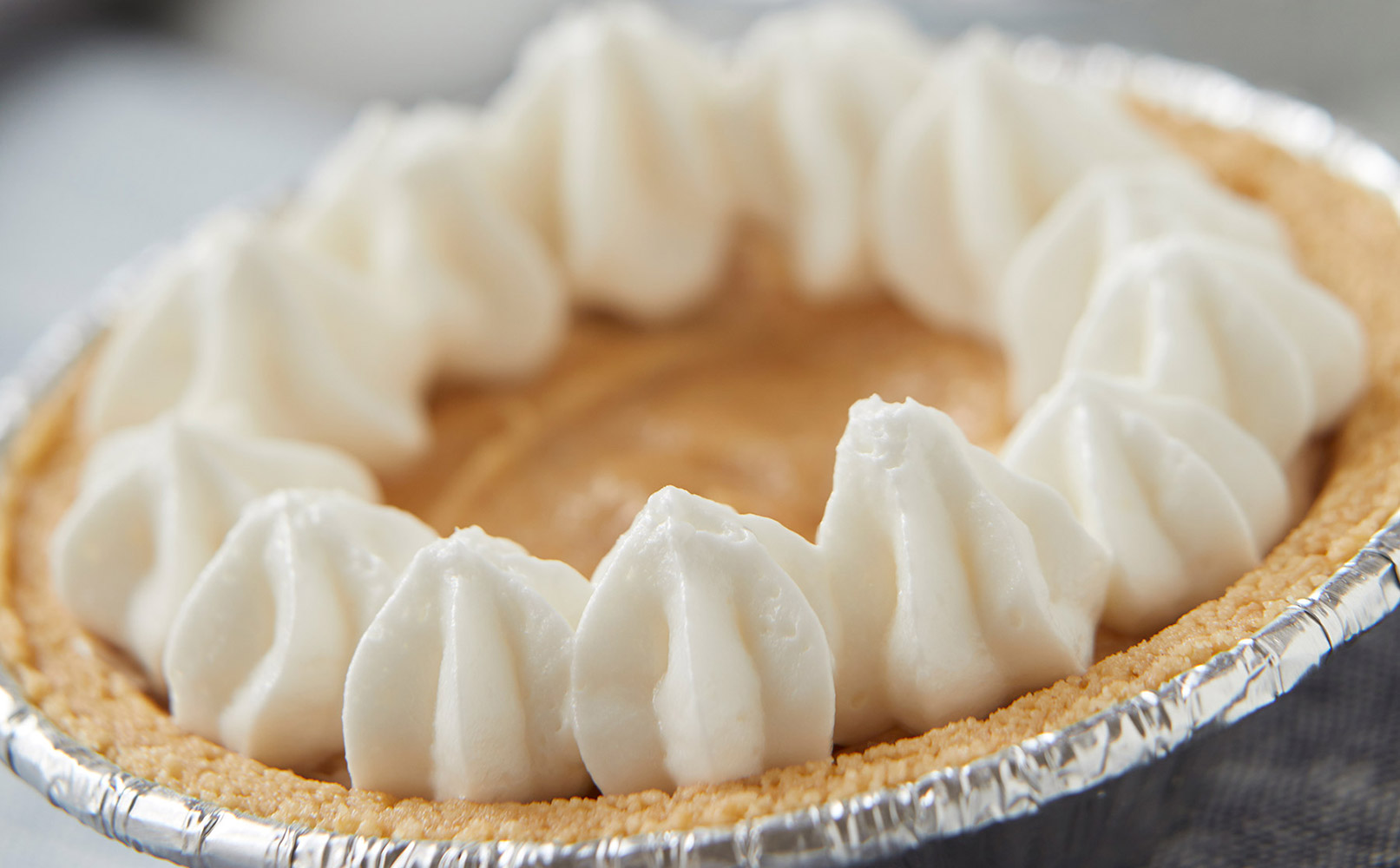 White Chocolate Peanut Butter Mini Pie